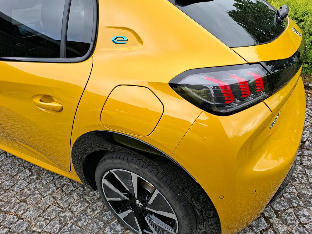 Peugeot 208 Electrique 50 kWh 136ch GT Pack 2022