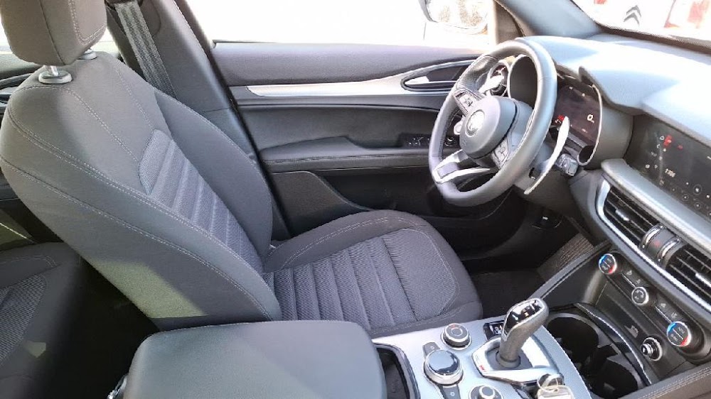 Foto Alfa Romeo Stelvio 11