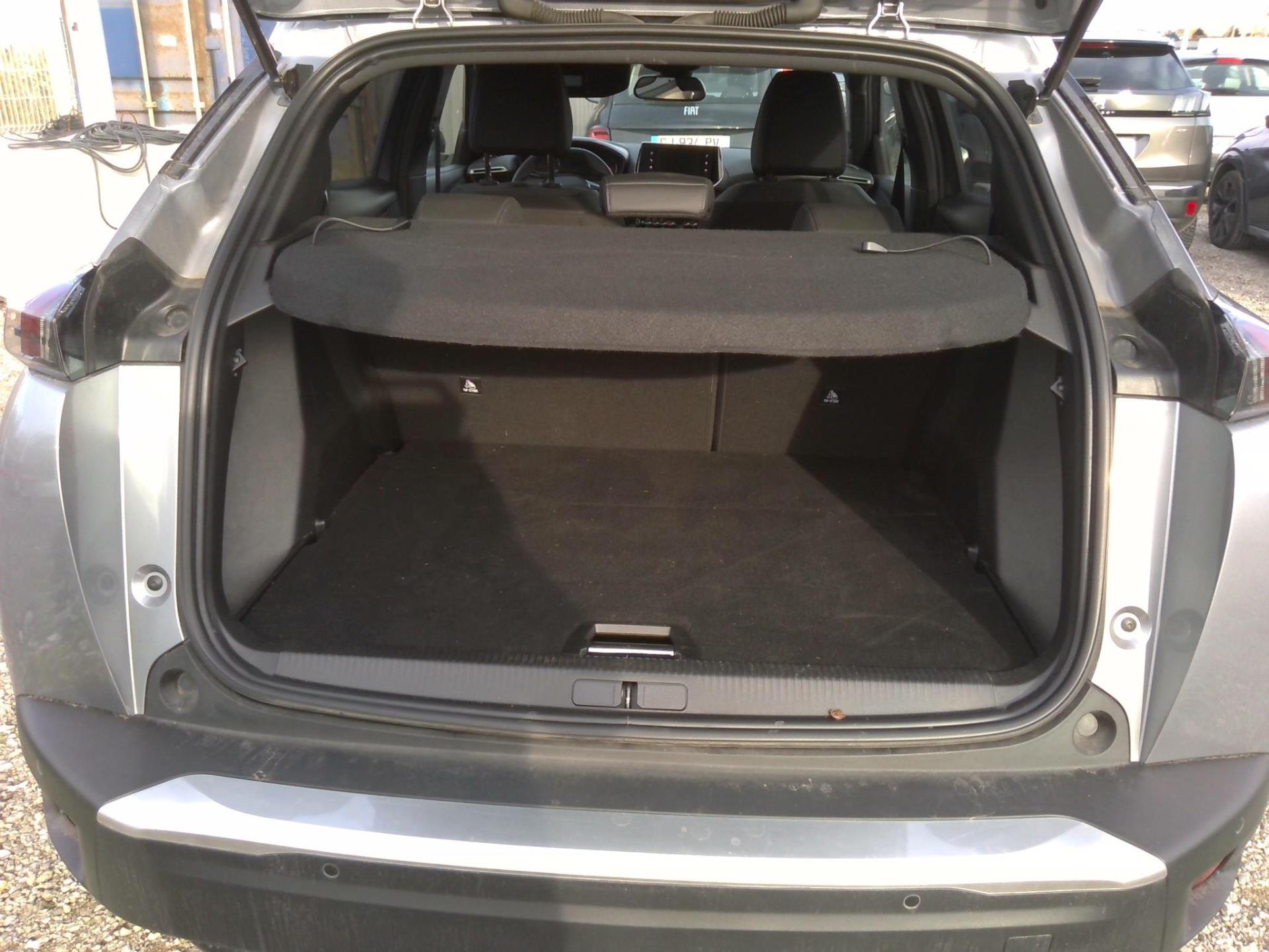 Peugeot 2008 II 