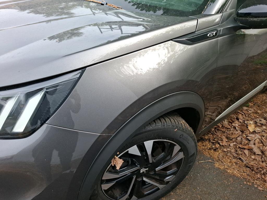 Peugeot 2008 PureTech 130 S&S EAT8 GT 2021