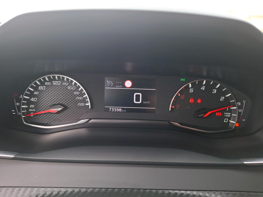 Peugeot 2008 PureTech 100 S&S BVM6 Active Pack 2022
