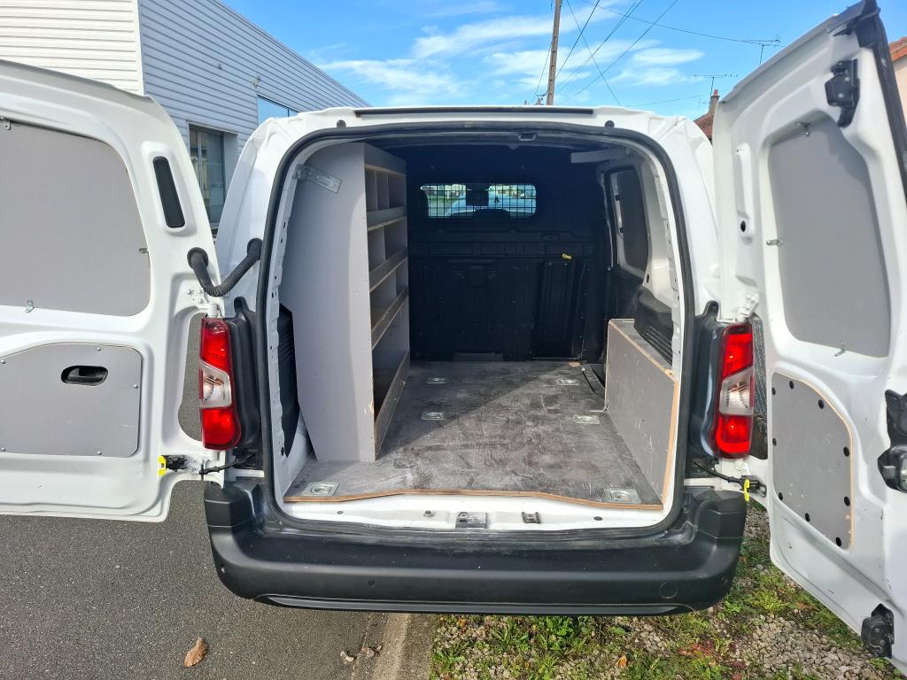 Peugeot PARTNER FOURGON STANDARD 650 KG BLUEHDI 100 S&S BVM5 ASPHALT 2021