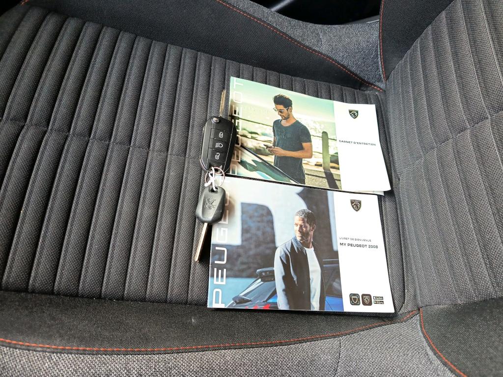 Peugeot 2008 BlueHDi 110 S&S BVM6 Active Pack 2022