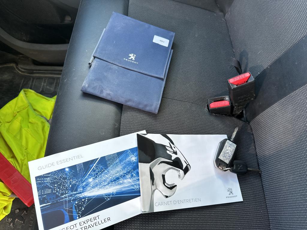 Peugeot EXPERT FGN TOLE STANDARD 1.5 BLUEHDI 120 S&S BVM6 ASPHALT 2019