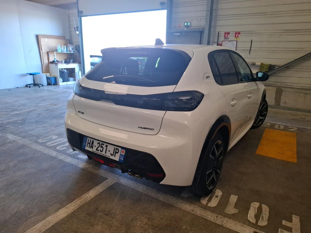 Peugeot 208 Hybrid 136 e-DCS6 GT 2024