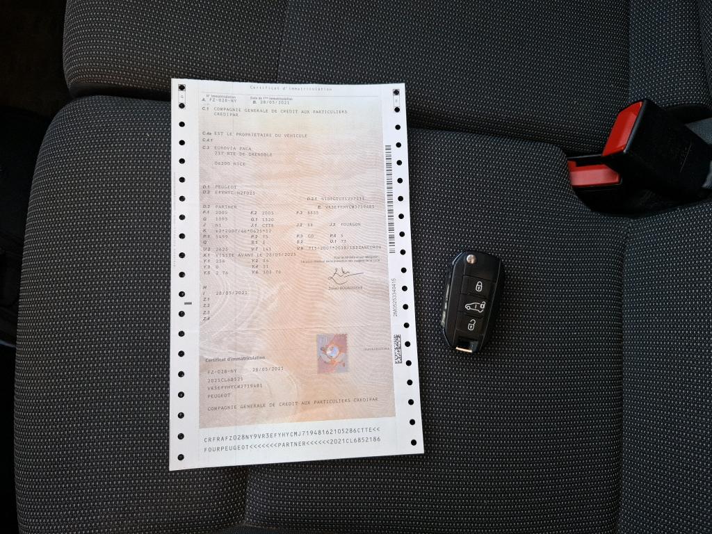 Peugeot PARTNER FOURGON STANDARD 650 KG BLUEHDI 100 S&S BVM5 PREMIUM 2021