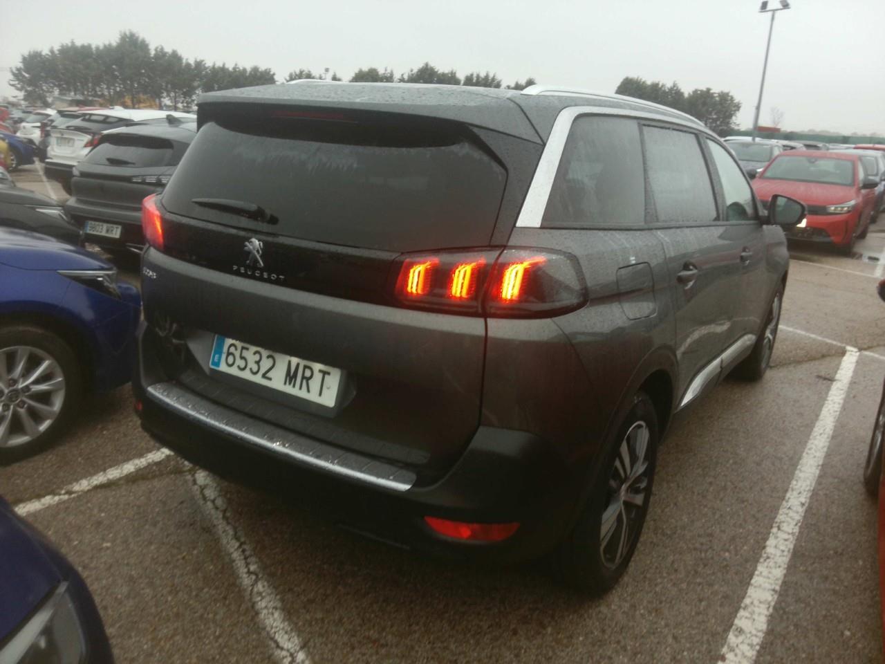 Foto Peugeot 5008 4