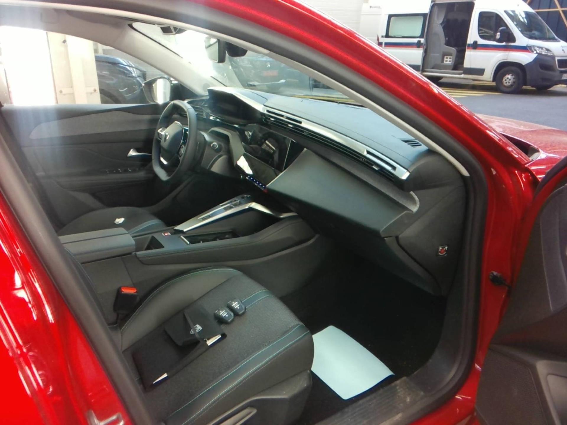 Peugeot 308 SW PHEV 180 e-EAT8 Allure Pack 2023