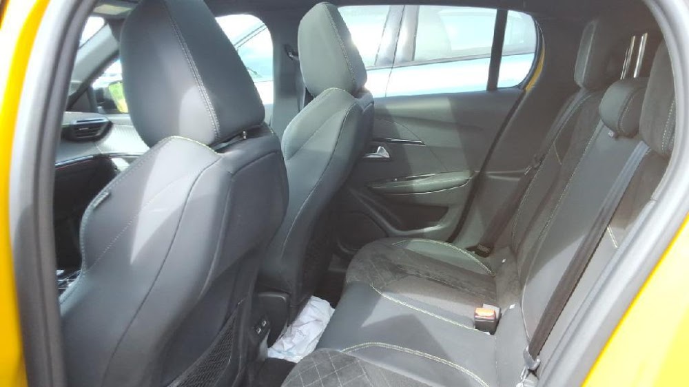Foto Peugeot 208 9