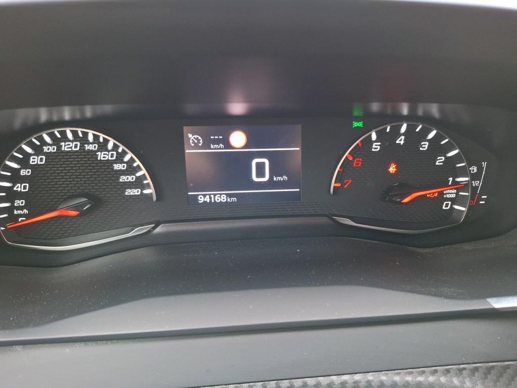 Peugeot 2008 BlueHDi 110 S&S BVM6 Active Business 2021