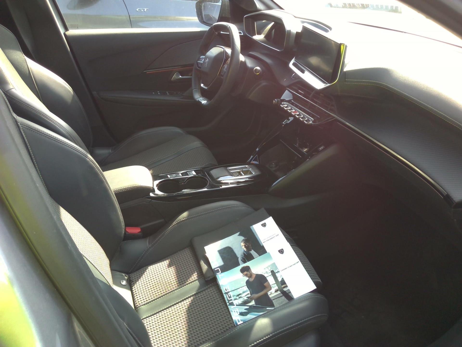 Peugeot 208 Electrique 50 kWh 136ch GT 2022