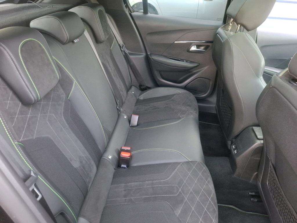 Peugeot 208 PureTech 130 S&S EAT8 GT Pack 2022