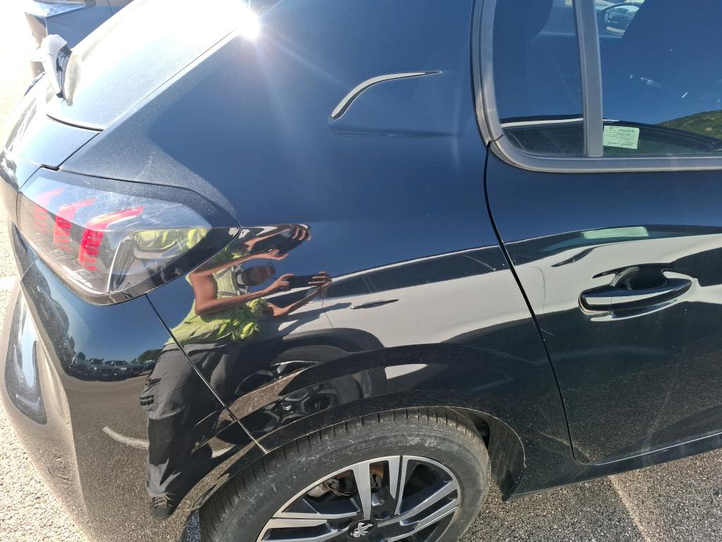 Peugeot 208 PureTech 100 S&S BVM6 Allure 2022