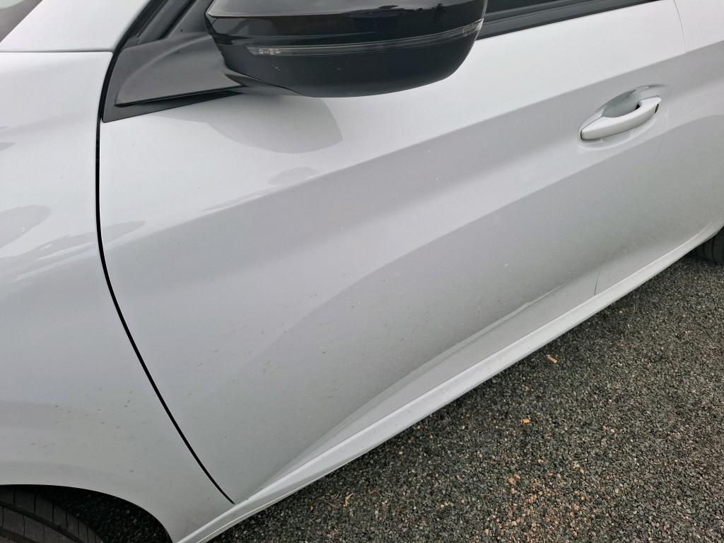 Peugeot 208 Hybrid 110 ch e-DCS6 Style 2025
