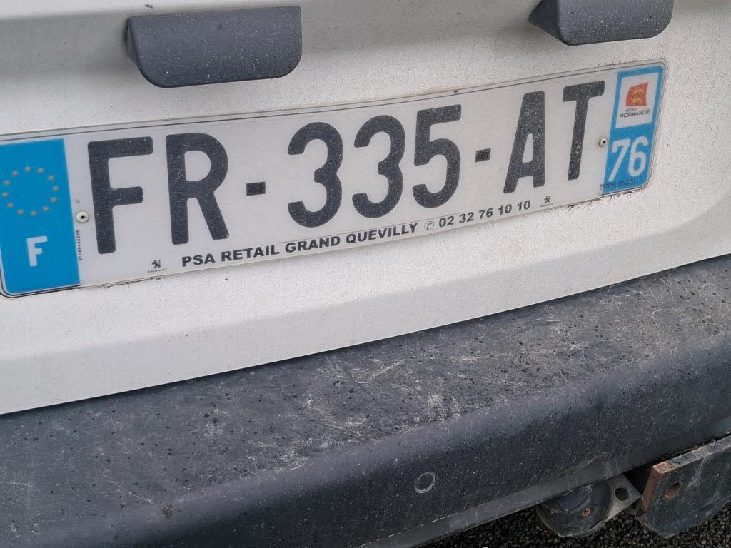 Peugeot PARTNER FOURGON STANDARD 650 KG BLUEHDI 100 S&S BVM5 PREMIUM 2020