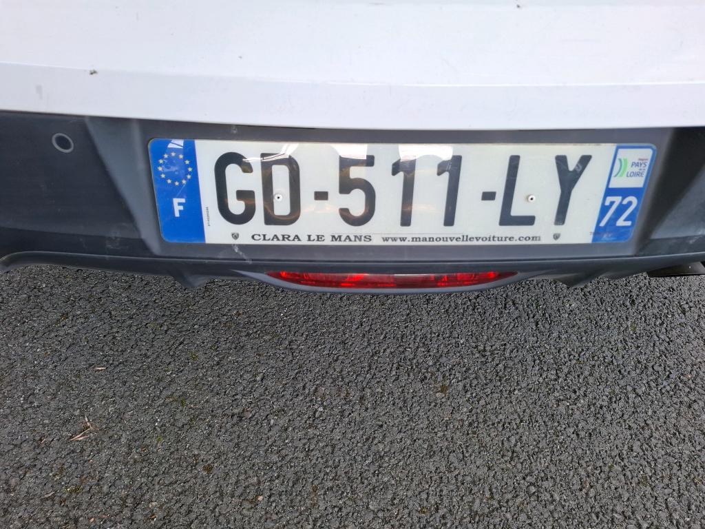 Peugeot 208 BLUEHDI 100 S&S BVM6 PREMIUM 2021