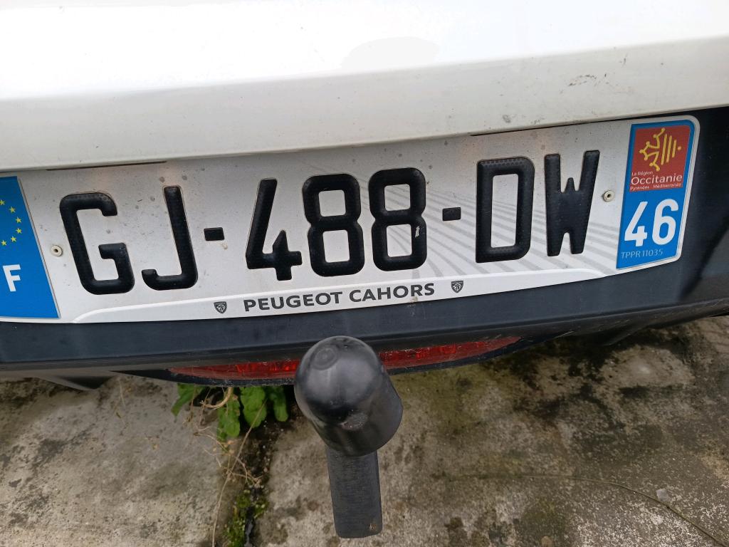 Peugeot 208 BLUEHDI 100 S&S BVM6 PREMIUM 2022