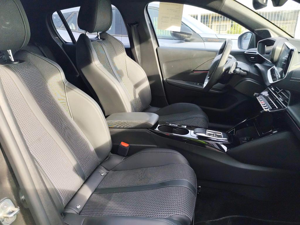 Peugeot 208 PureTech 130 S&S EAT8 GT 2023