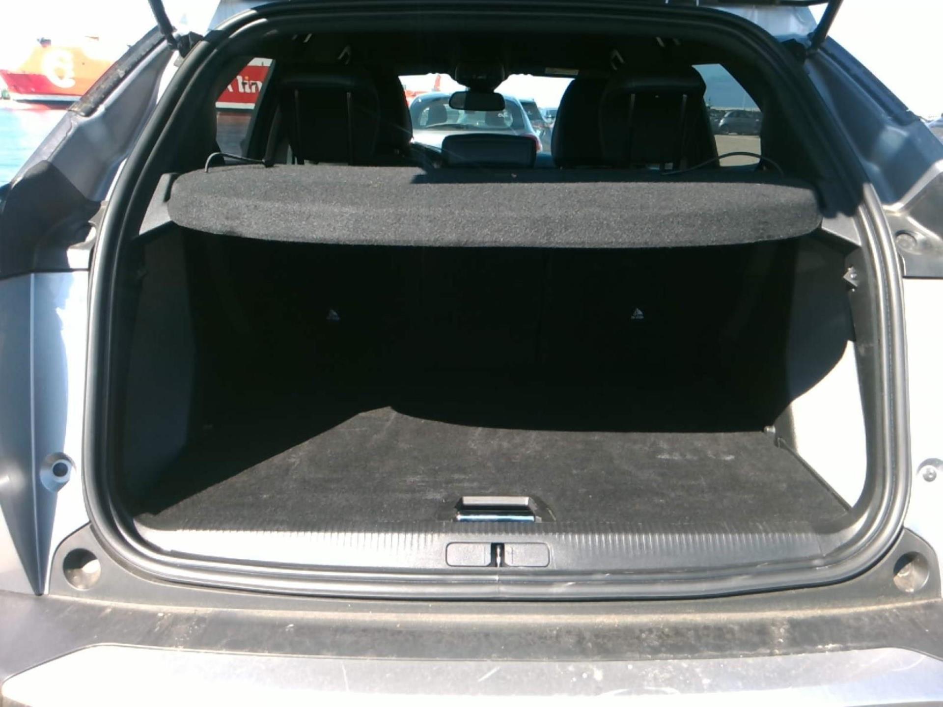 Peugeot 2008 BlueHDi 130 S&S EAT8 Allure 2023