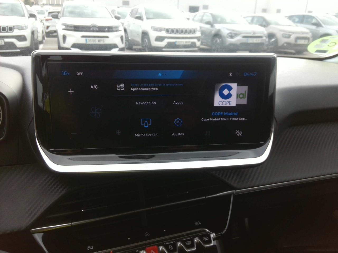 Foto Peugeot 208 19