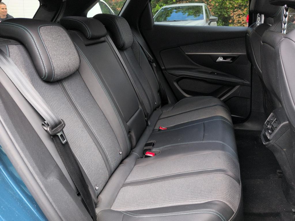 Peugeot 3008 Hybrid 225 e-EAT8 Allure Pack 2022