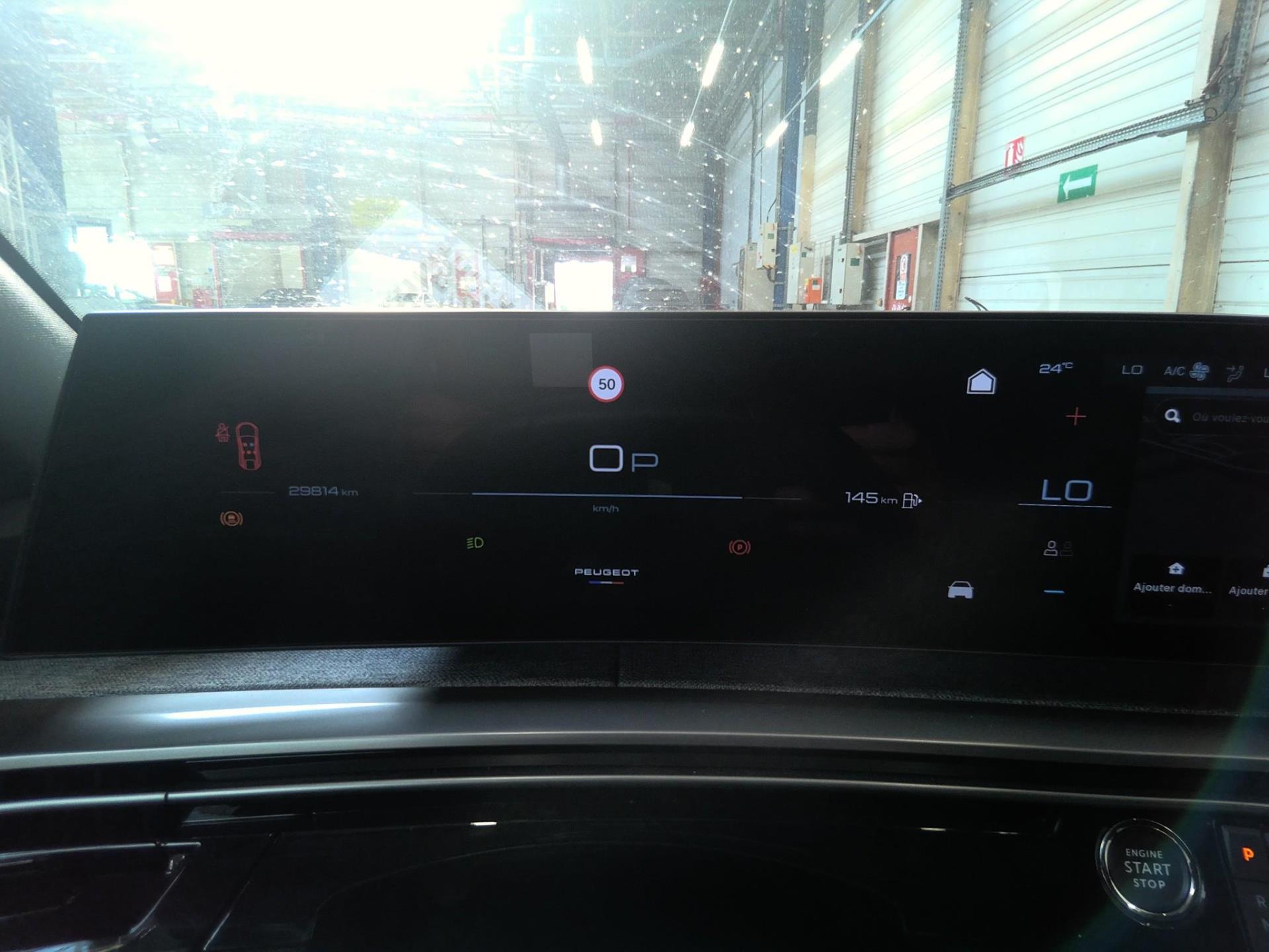 Peugeot 3008 Hybrid 145 e-DCS6 Allure 2025