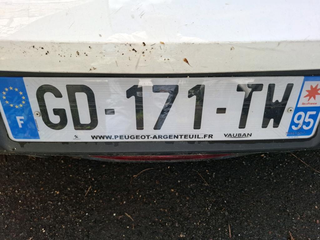Peugeot 208 ELECTRIQUE 50 KWH 136 ACTIVE BUSINESS R 2021