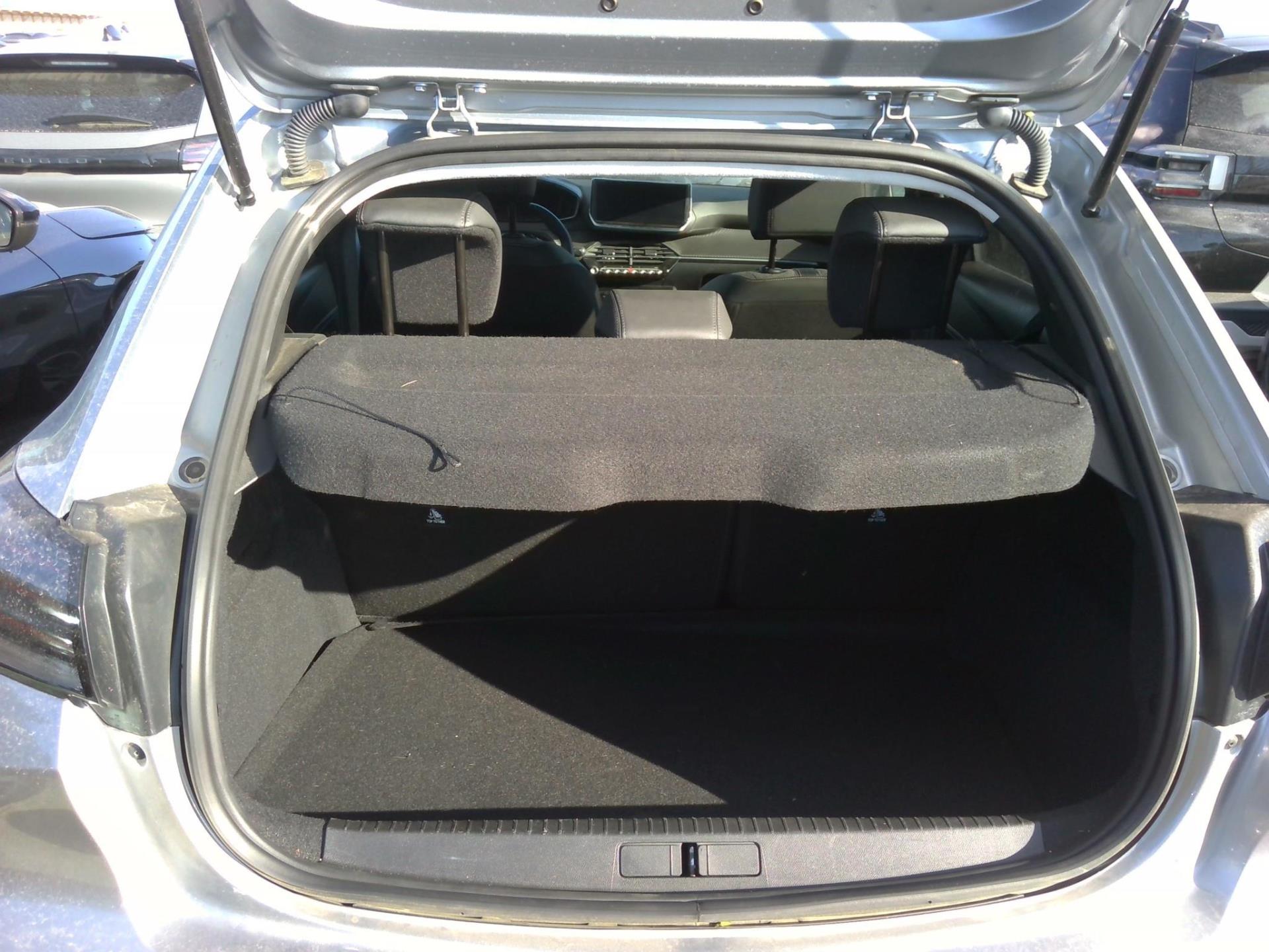 Peugeot 208 100 S&S BVM6 Allure 2025