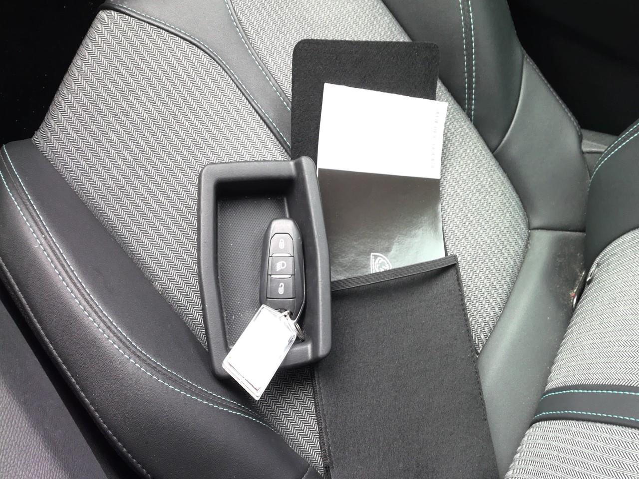 Foto Peugeot 3008 10