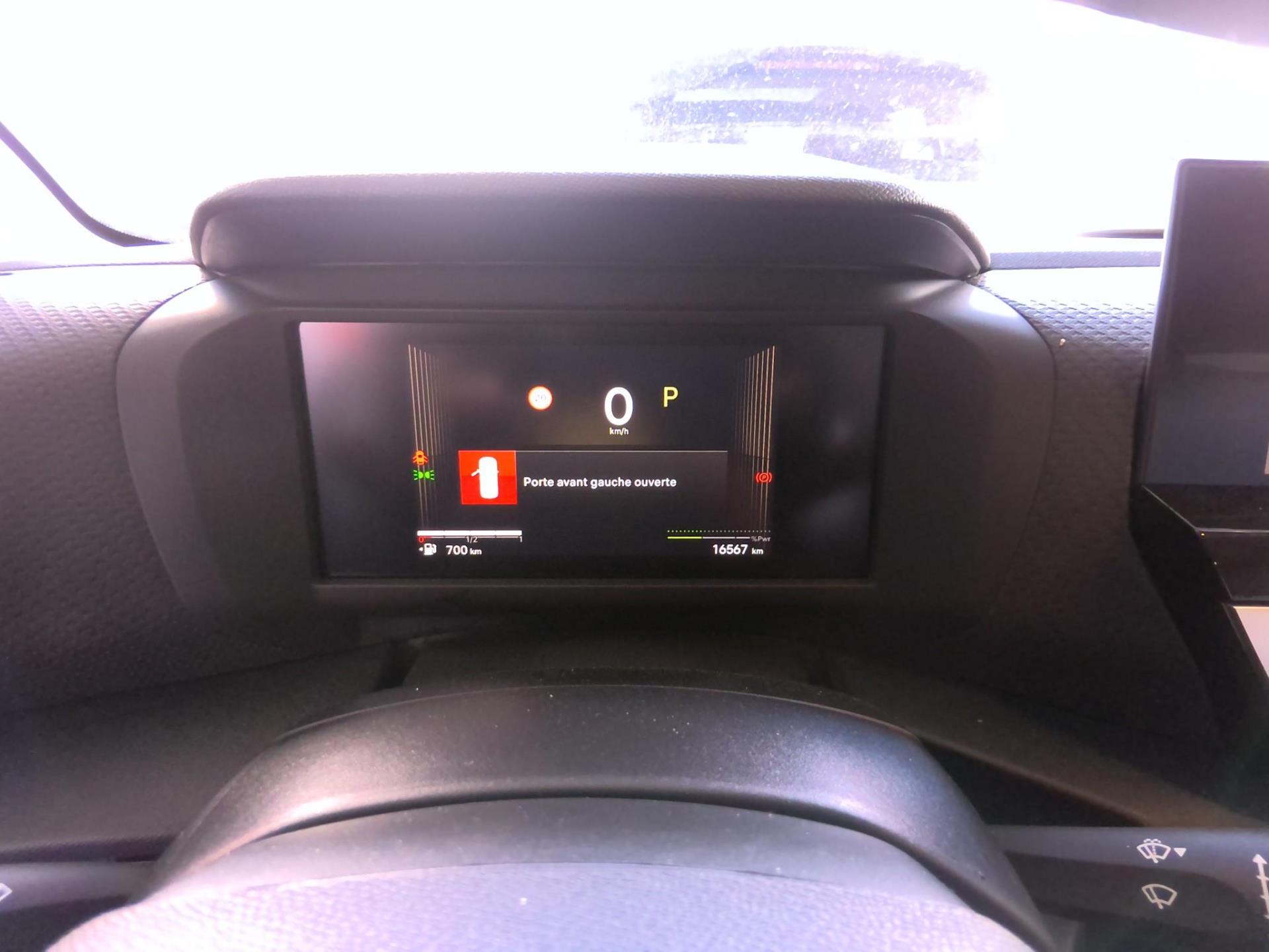 Citroen C4 Hybride 145 ch e-DCS6 Plus 2025