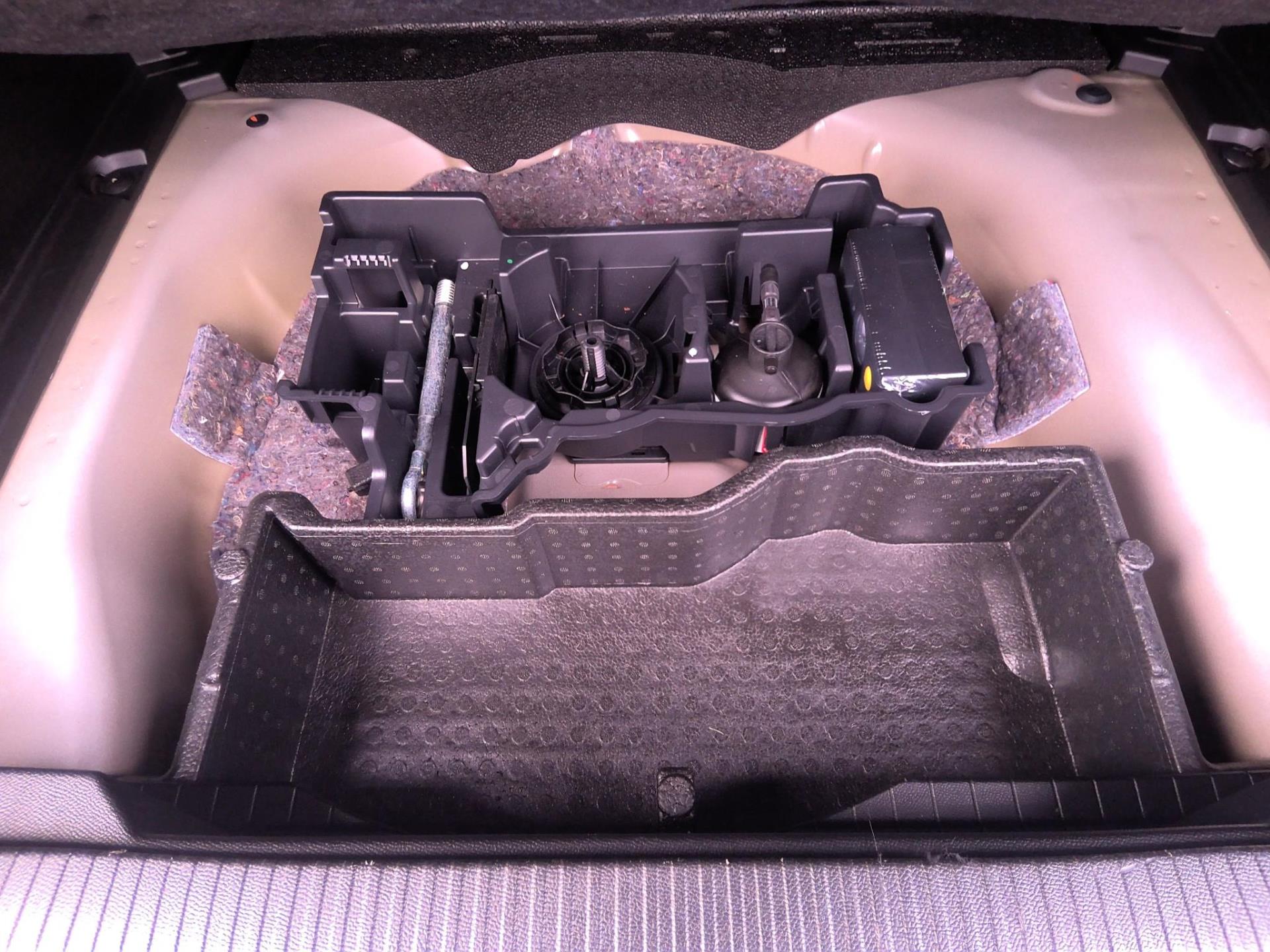Peugeot 2008 PureTech 130 S&S EAT8 Active Pack 2022