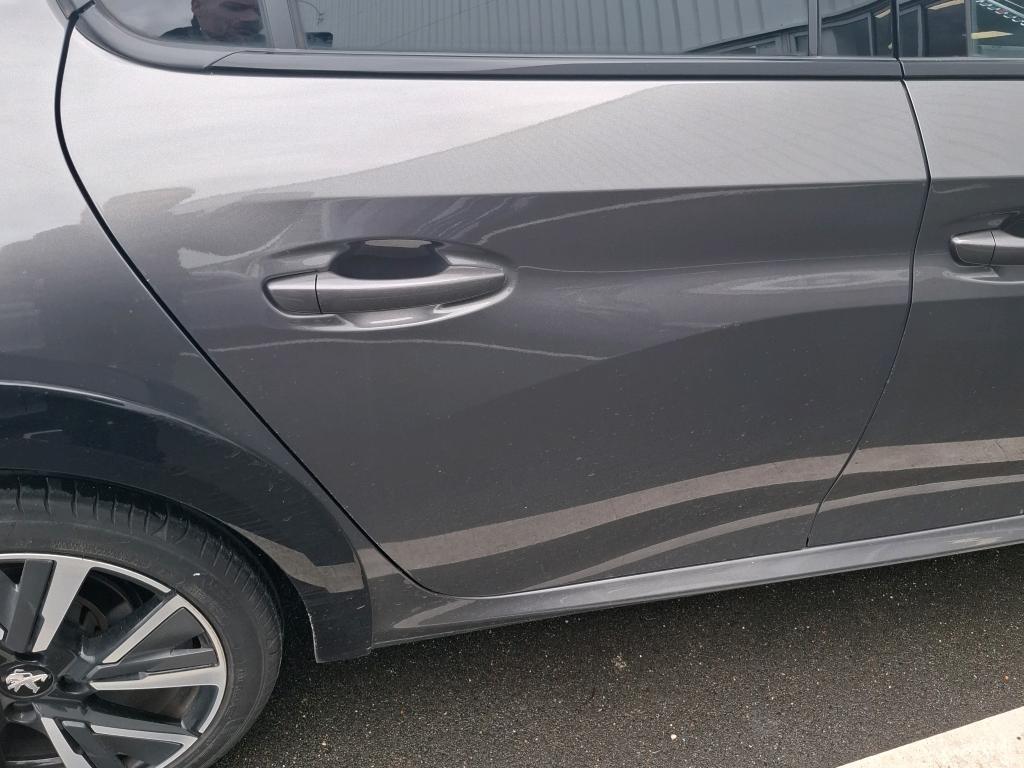 Peugeot 208 PureTech 100 S&S EAT8 GT 2022