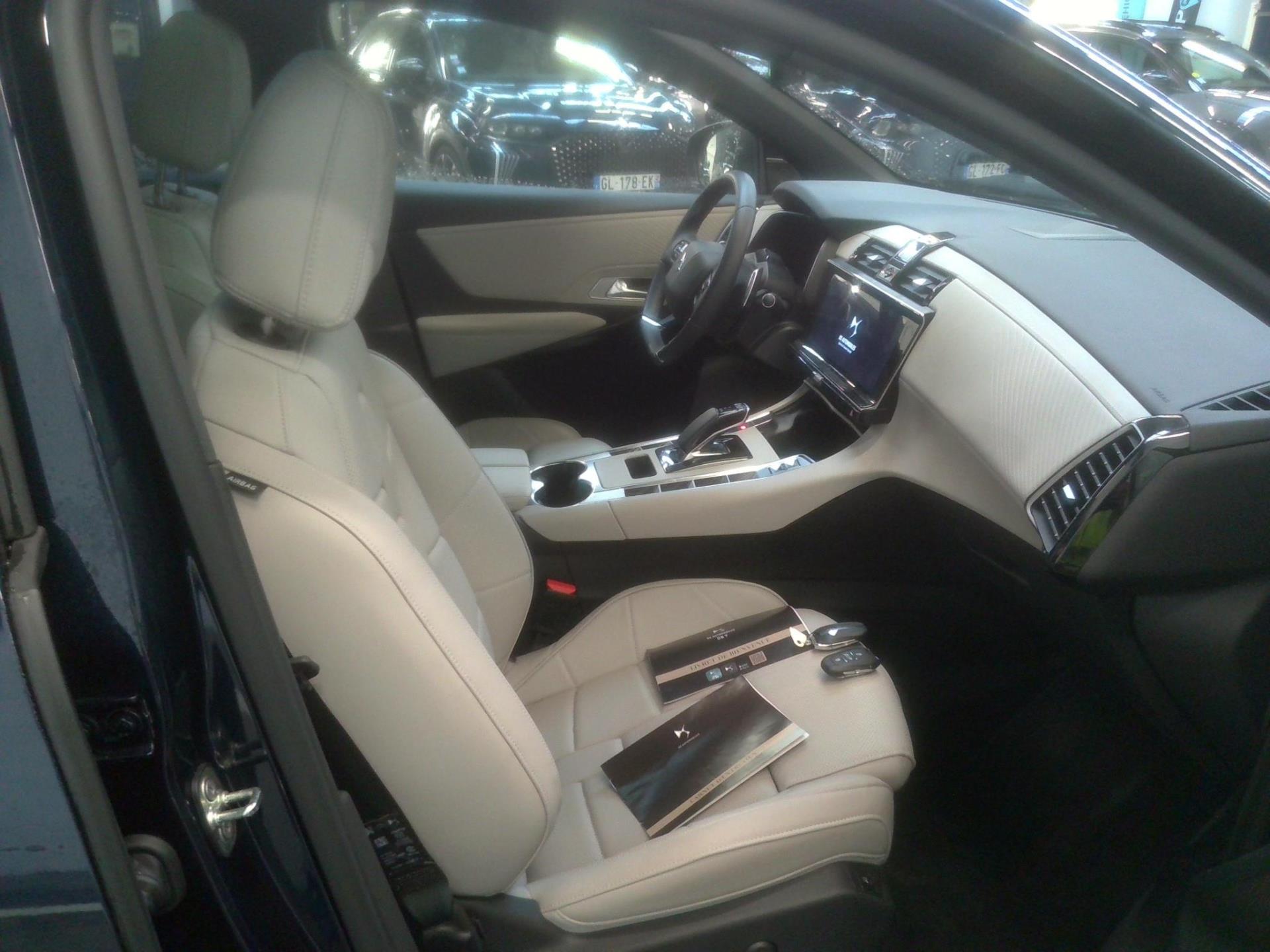 DS DS 7 Hybride Rechargeable E-Tense 360 EAT8 4x4 La Premiere 2022