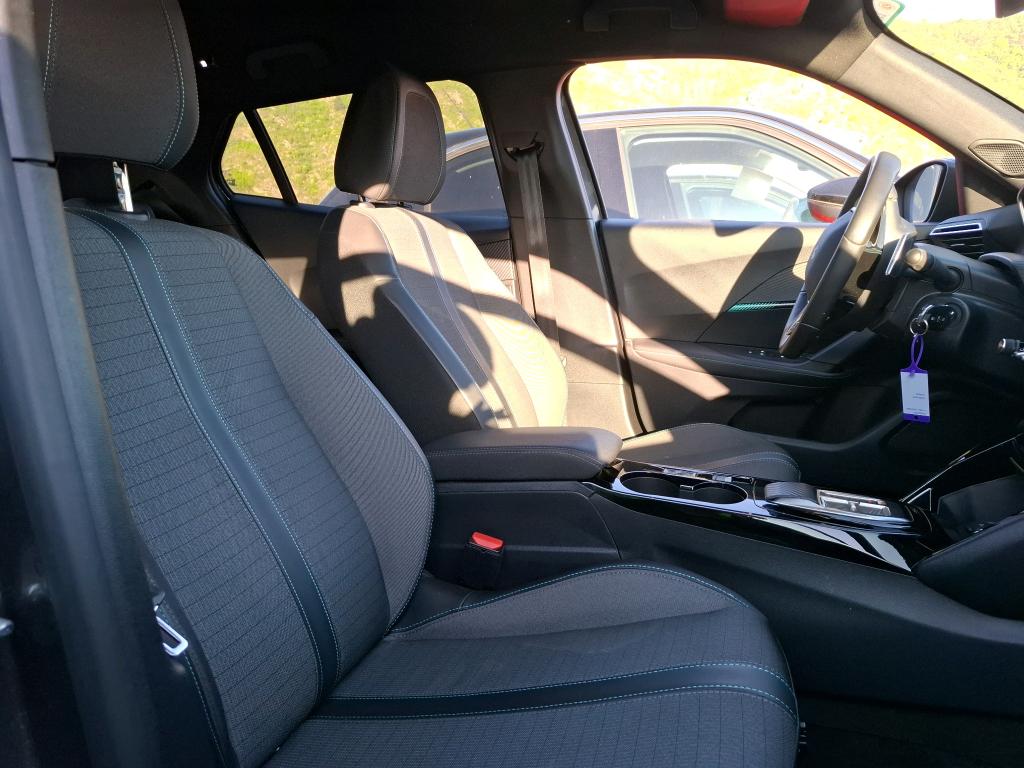Peugeot 2008 PureTech 130 S&S EAT8 Allure 2023
