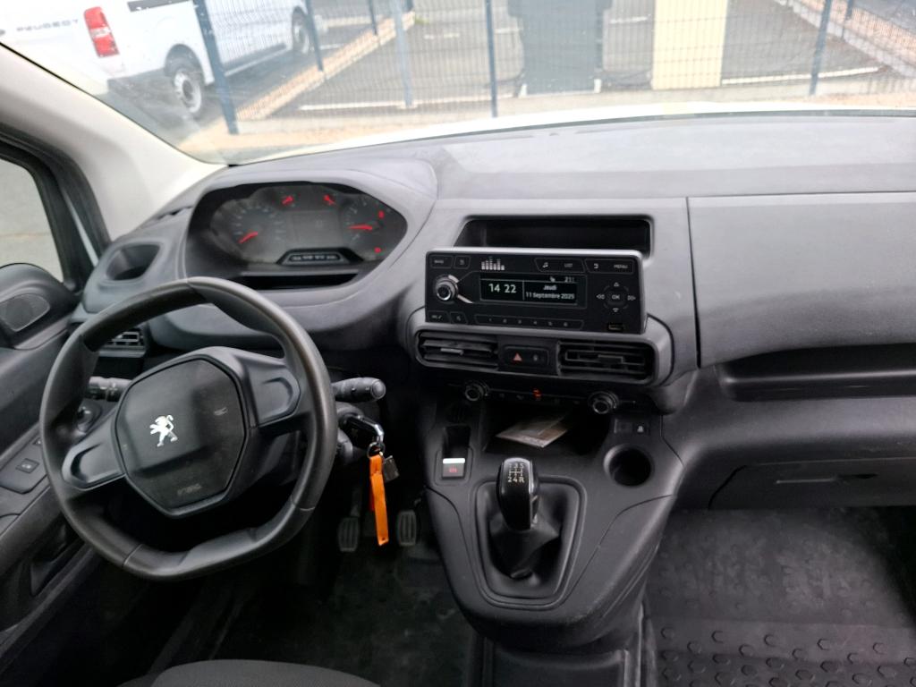 Peugeot PARTNER FOURGON STANDARD 650 KG BLUEHDI 100 BVM5 PREMIUM 2019