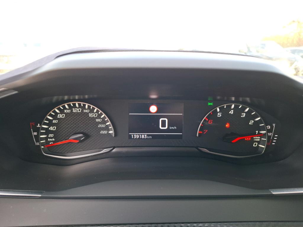 Peugeot 208 BlueHDi 100 S&S BVM6 Active Business 2021