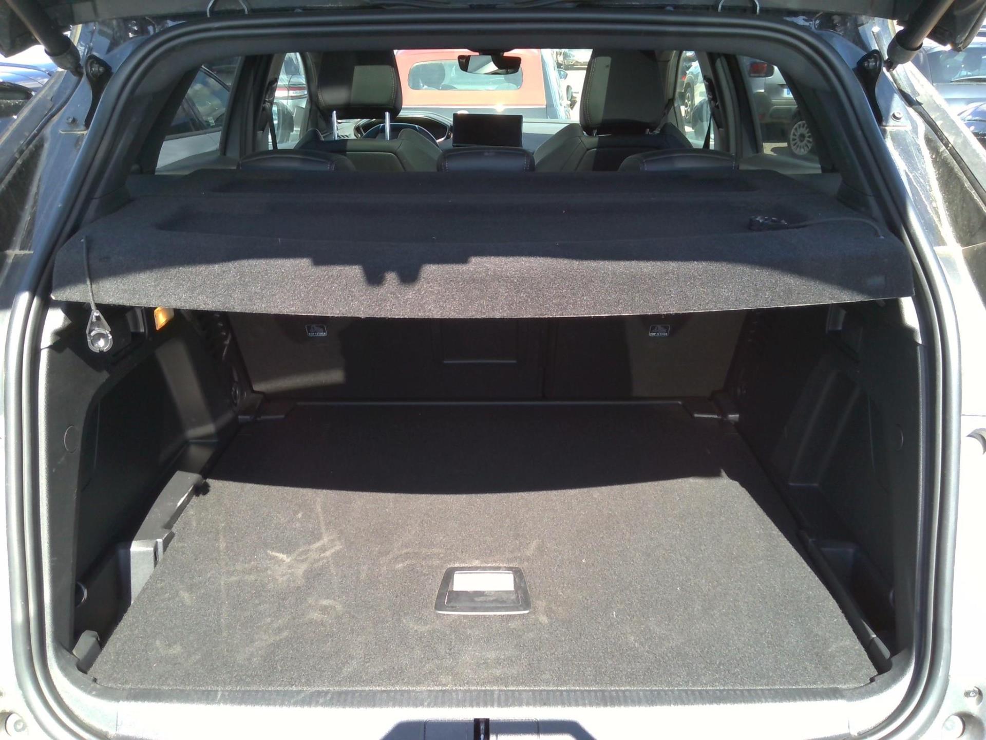 Peugeot 3008 PureTech 130ch S&S BVM6 GT 2023