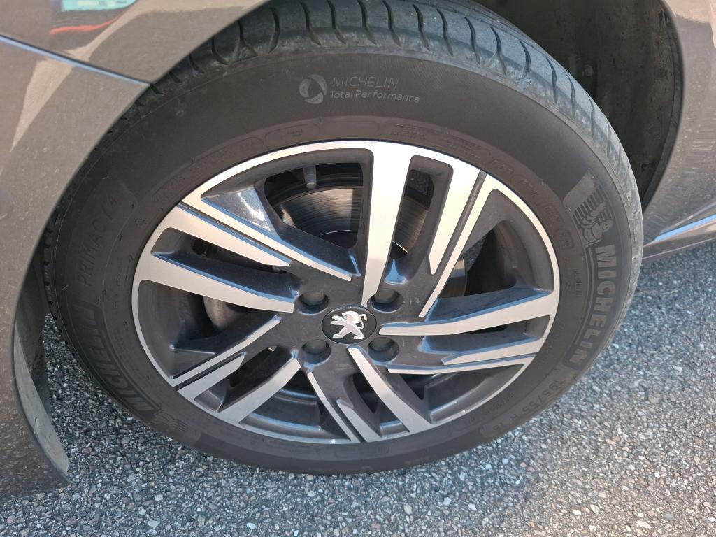 Peugeot 208 PureTech 100 S&S EAT8 Allure Pack 2022