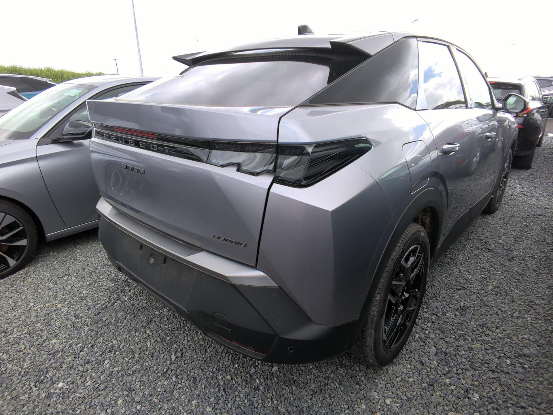 Peugeot 3008 Hybrid 136 e-DCS6 GT 2024