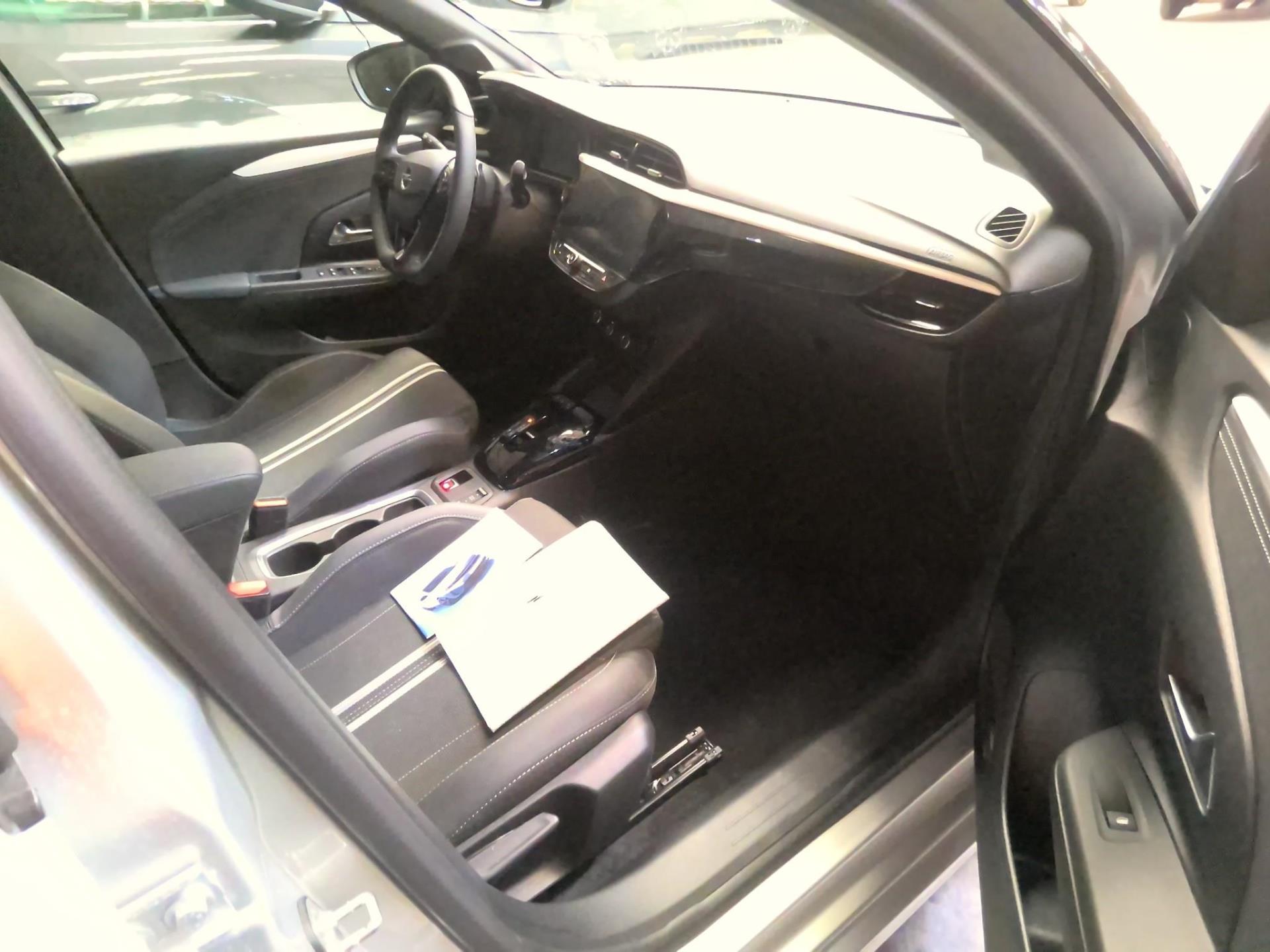 Opel Corsa 1.2 Turbo Hybrid 100 ch e-DCT6 GS 2024