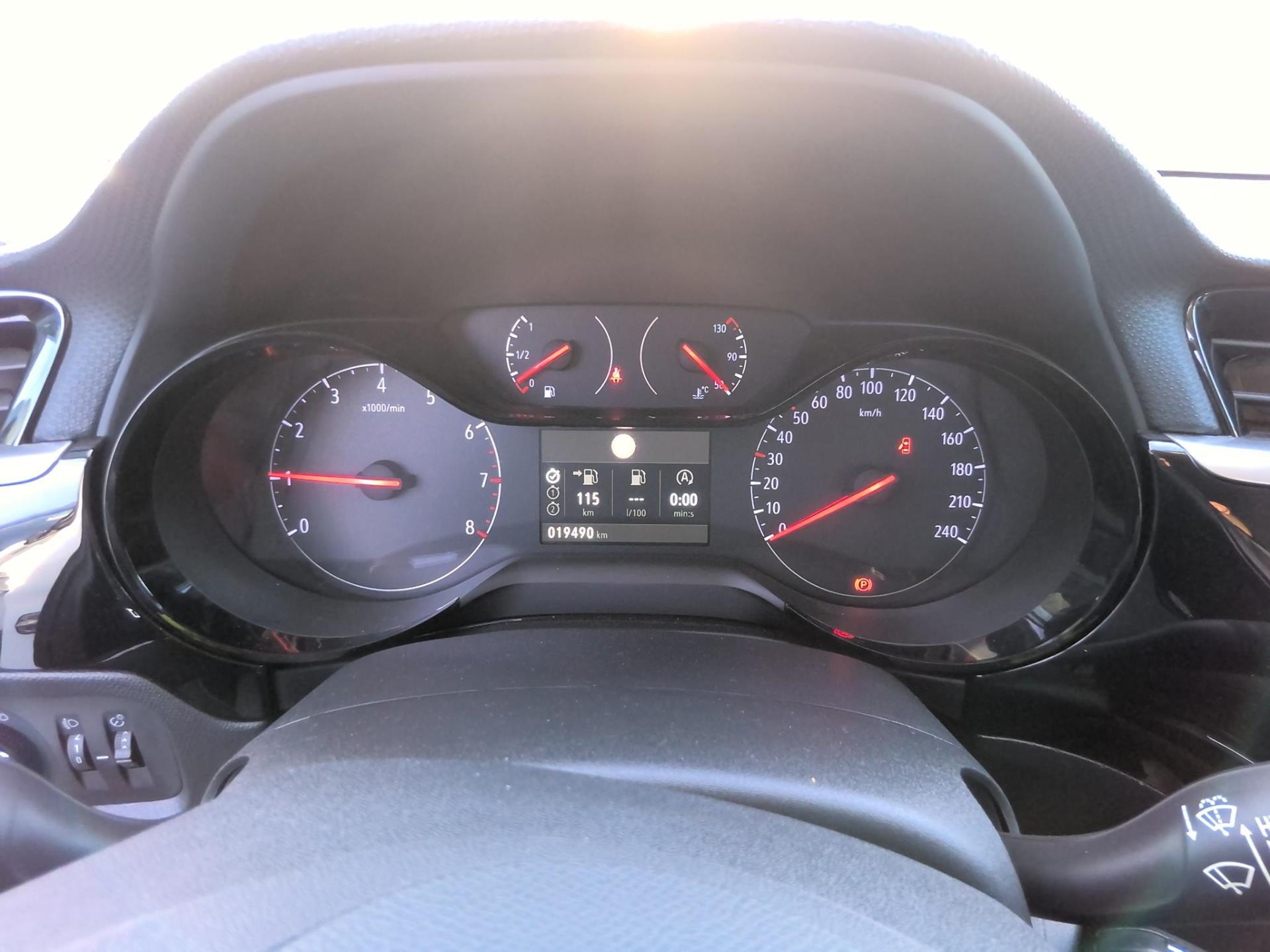 Opel Corsa 1.2 75 ch BVM5 Elegance Business 2022