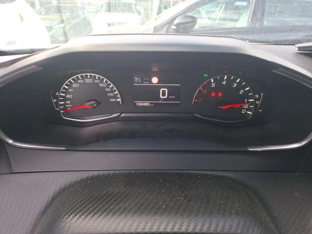 Peugeot 2008 PureTech 130 S&S BVM6 Active Pack 2022