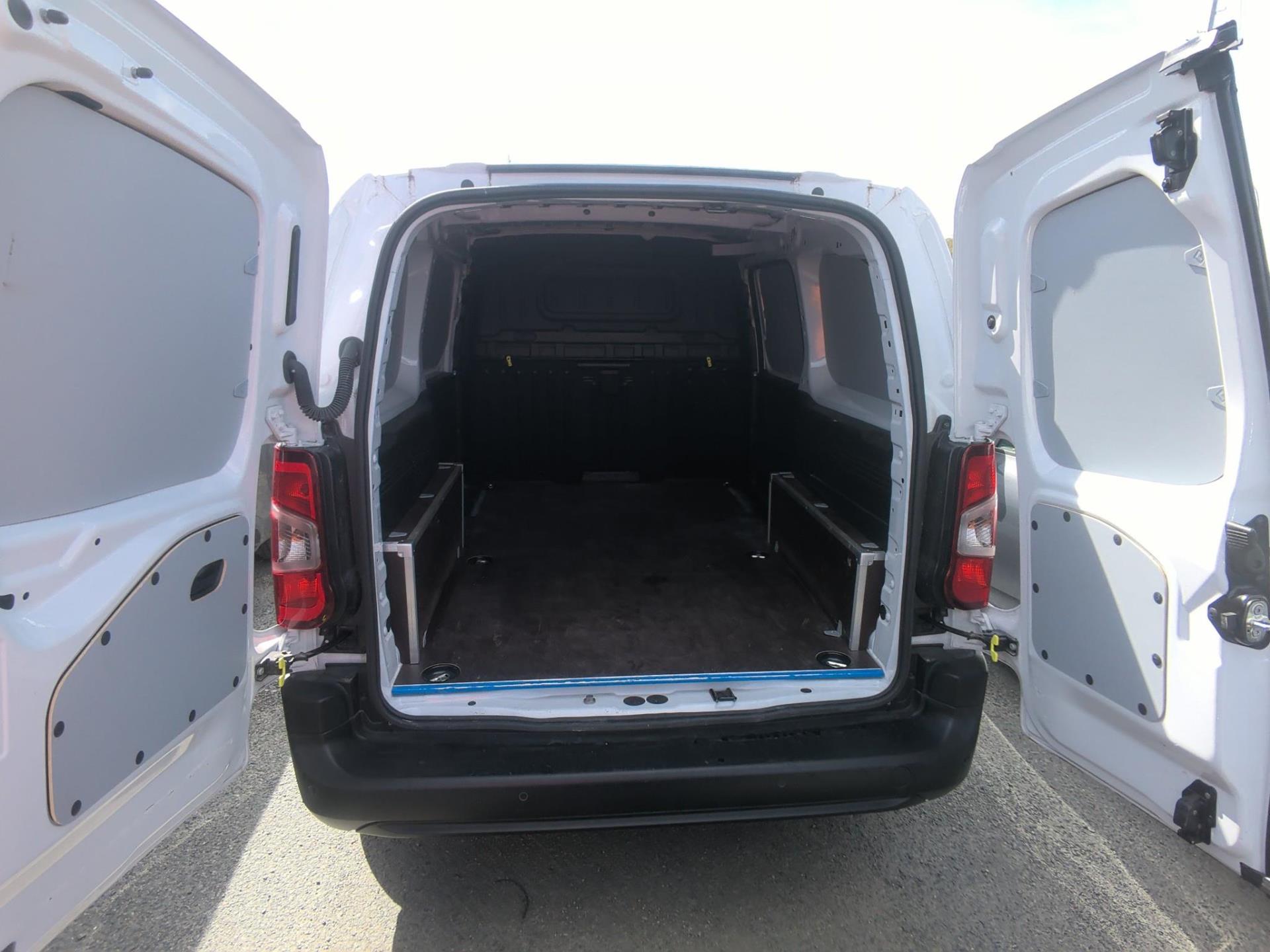 Citroen BERLINGO VAN TAILLE XL 950KG BLUEHDI 100 S&S BVM6 2024