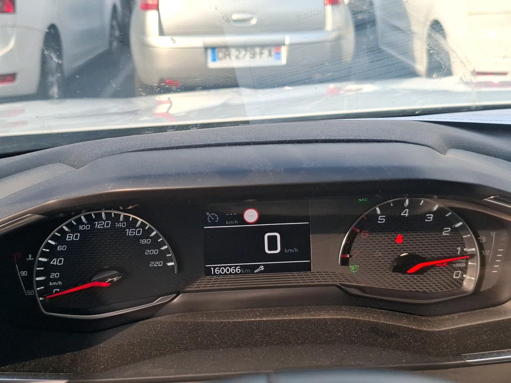 Peugeot 2008 BlueHDi 110 S&S BVM6 Active Business 2021