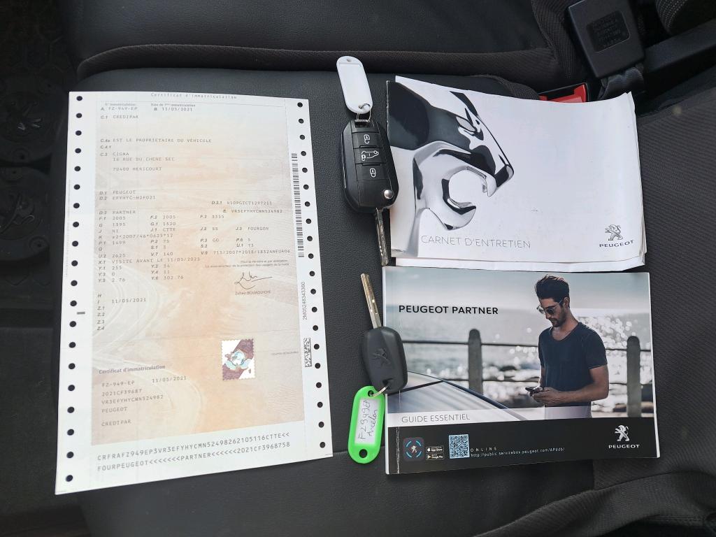 Peugeot PARTNER FOURGON STANDARD 650 KG BLUEHDI 100 S&S BVM5 ASPHALT 2021