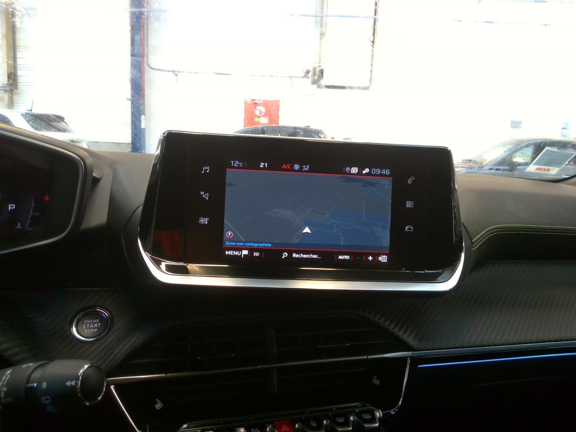 Peugeot 2008 PureTech 130 S&S EAT8 GT 2023