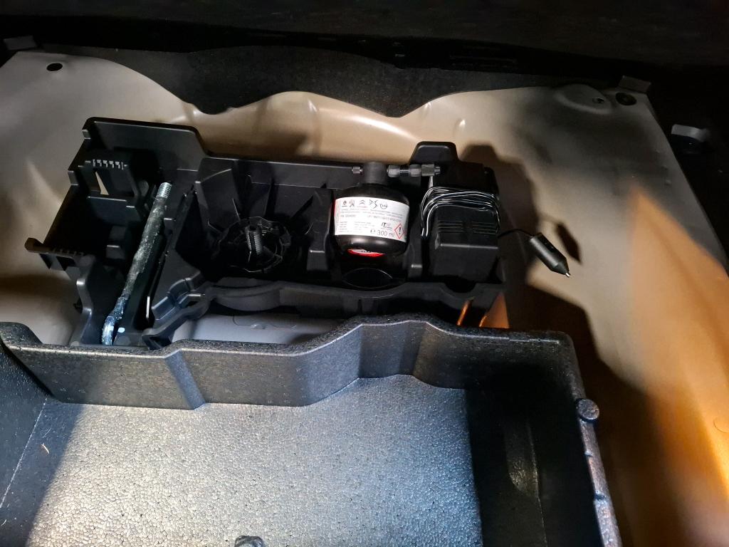 Peugeot 2008 PureTech 130 S&S EAT8 GT 2022