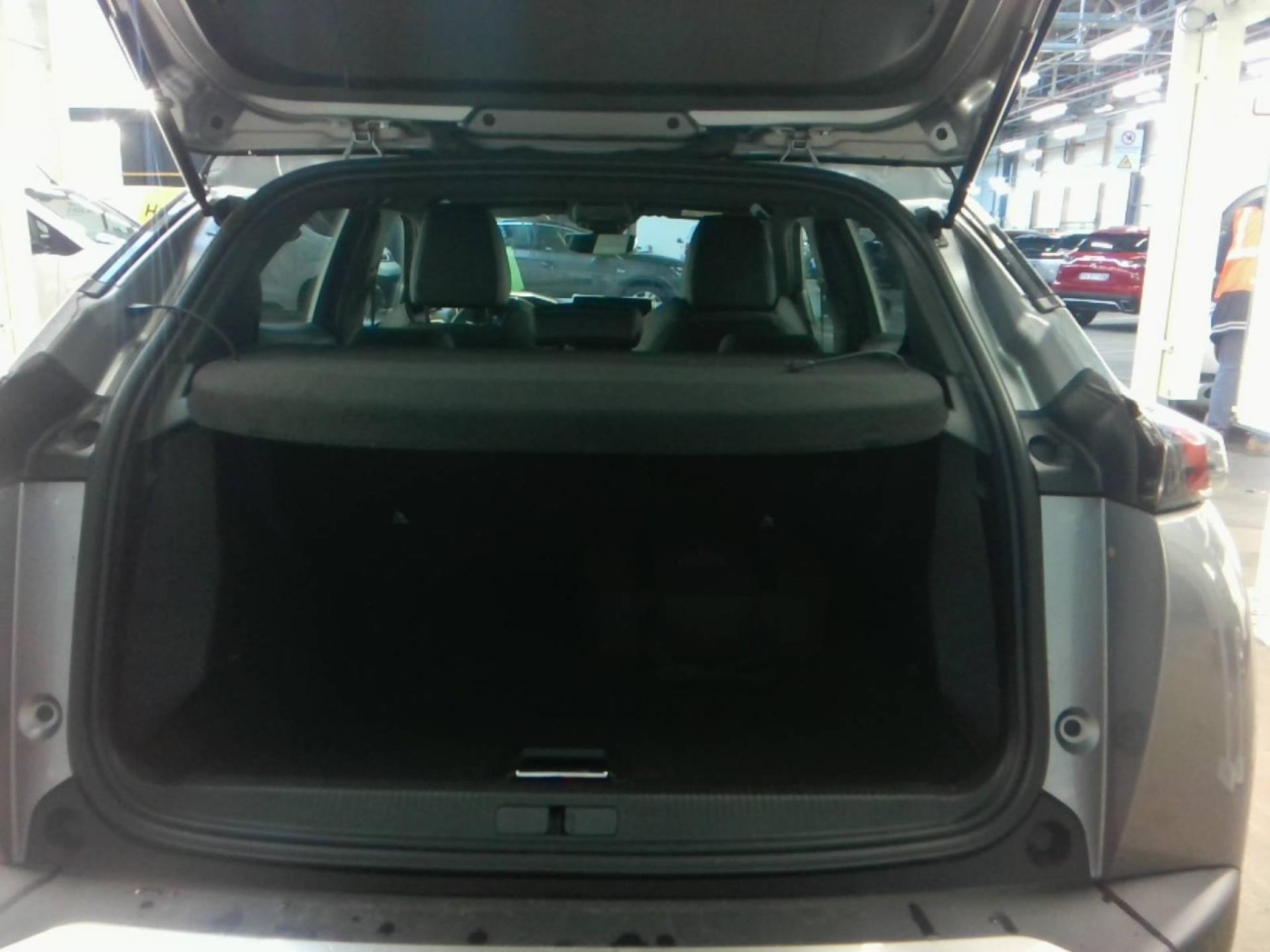 Peugeot 2008 Electrique 136 ch GT 2022