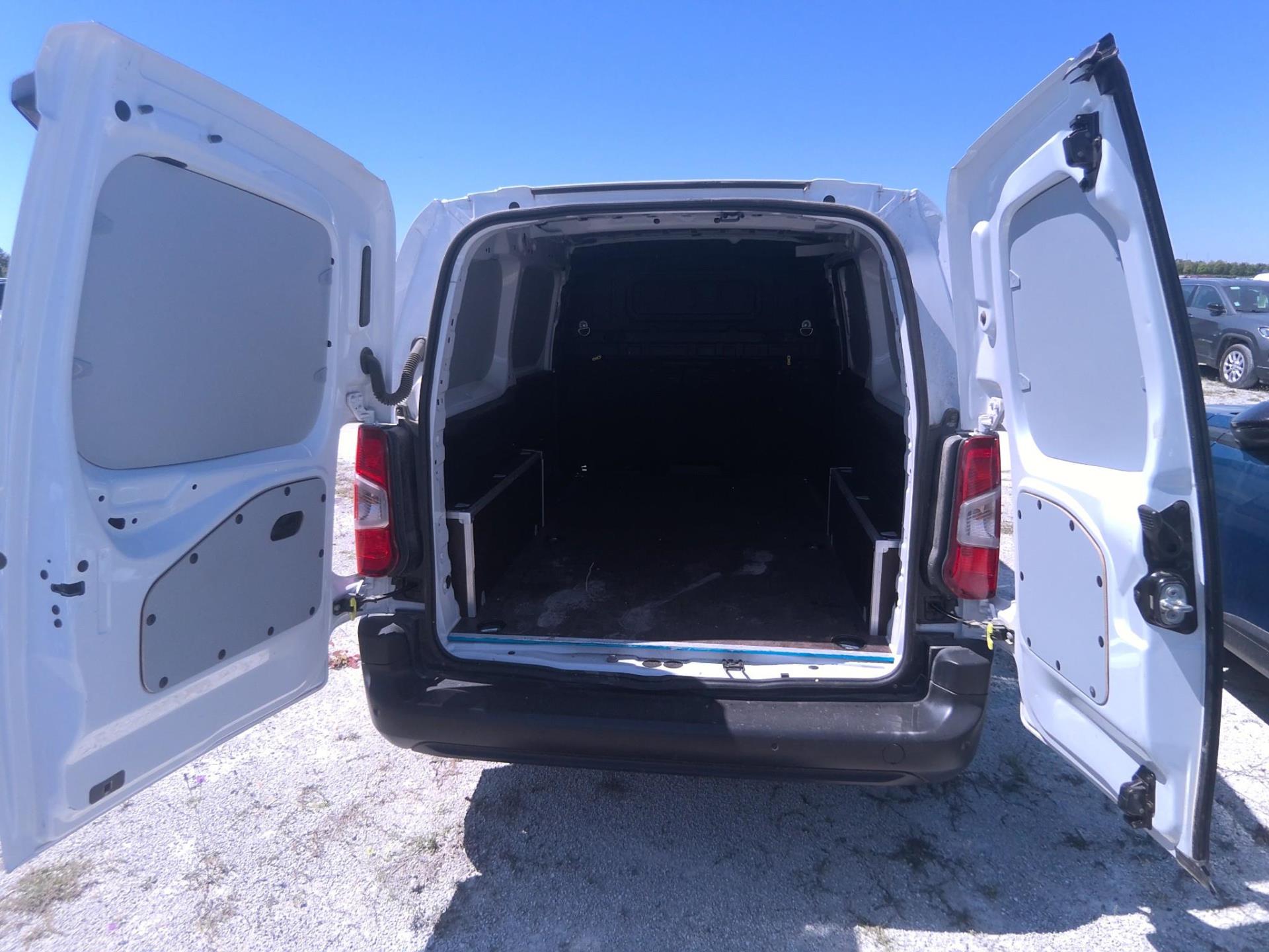 Citroen BERLINGO VAN TAILLE XL 950KG BLUEHDI 100 S&S BVM6 2024