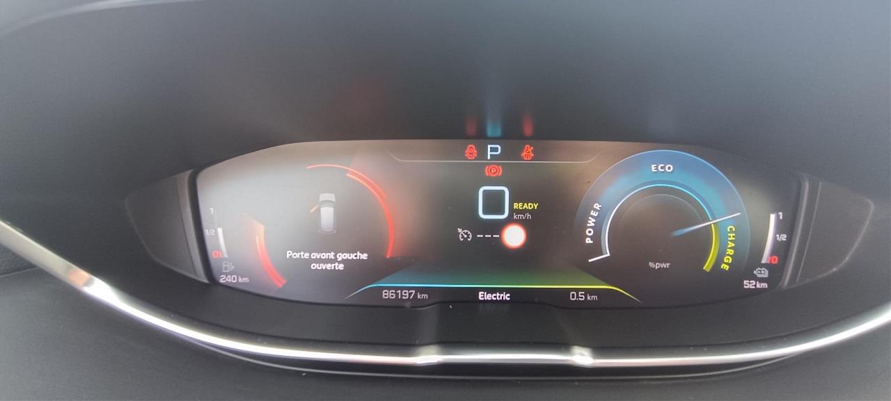 Foto Peugeot 3008 Hybrid 7